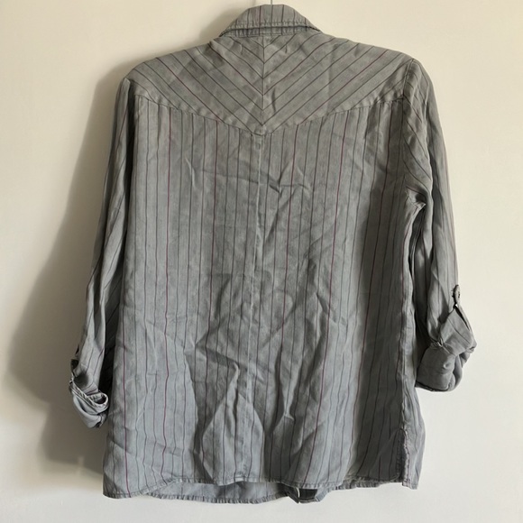 Women’s Small Blue Striped Button Down Shirt - Picture 6 of 6